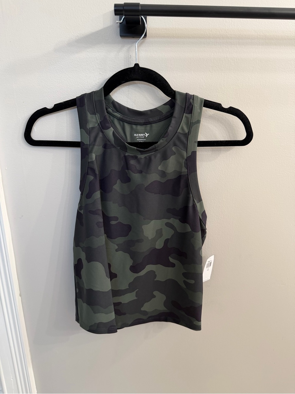 Old Navy Camo Tank Top in Green and Black